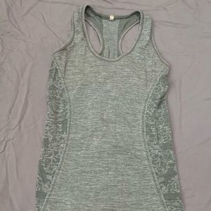 Aeo workout tank